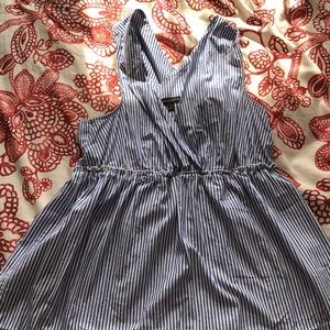 BANANA REPUBLIC peplum top